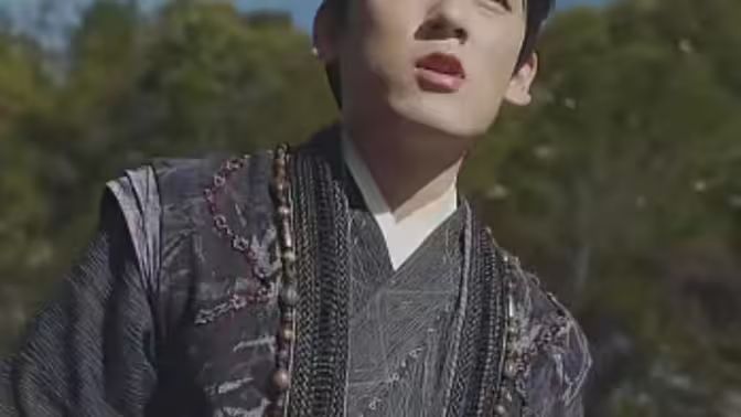 下山后，绝世美女非要拜我为师 2024 短剧 海报
