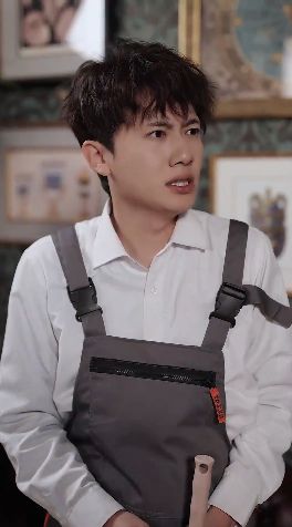 我和首富交换了人生 2024 短剧 海报