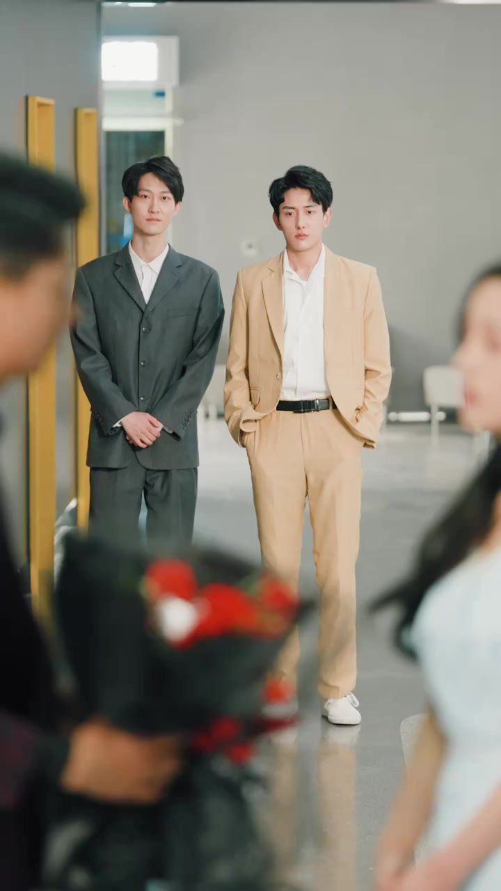 离婚后虐爆渣男（冒牌千金新版） 2025 短剧 海报