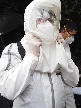 刘良：中国首例新冠肺炎遗体解剖者 2020 纪录片 海报